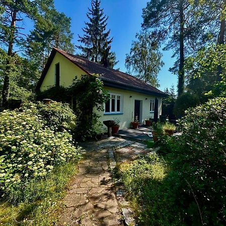 Ferienhaus Im Gruenen Mit Kamin Oranienburg Esterno foto