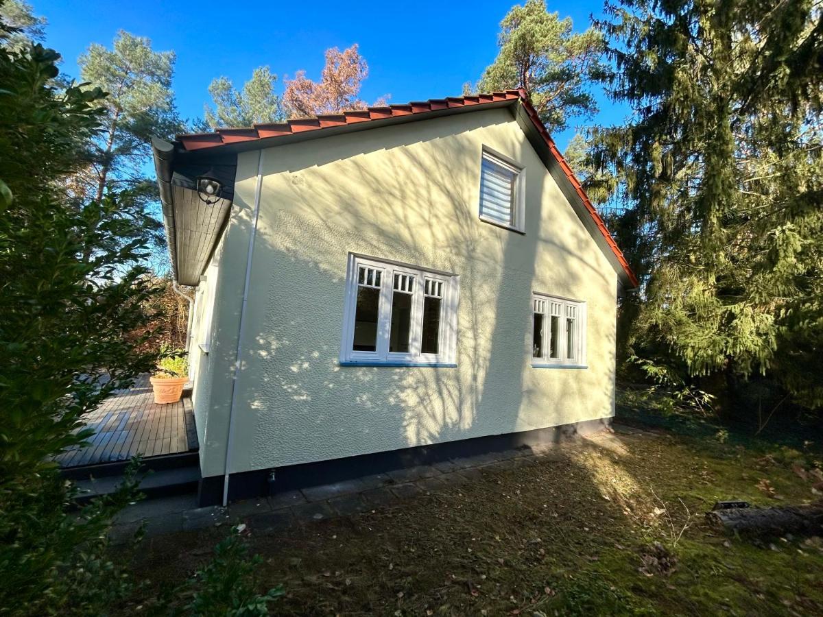 Ferienhaus Im Gruenen Mit Kamin Oranienburg Esterno foto