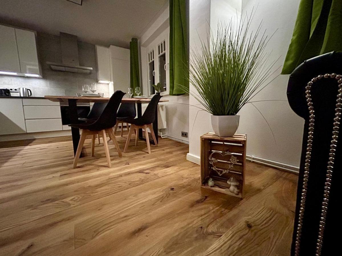 Ferienhaus Im Gruenen Mit Kamin Oranienburg Esterno foto