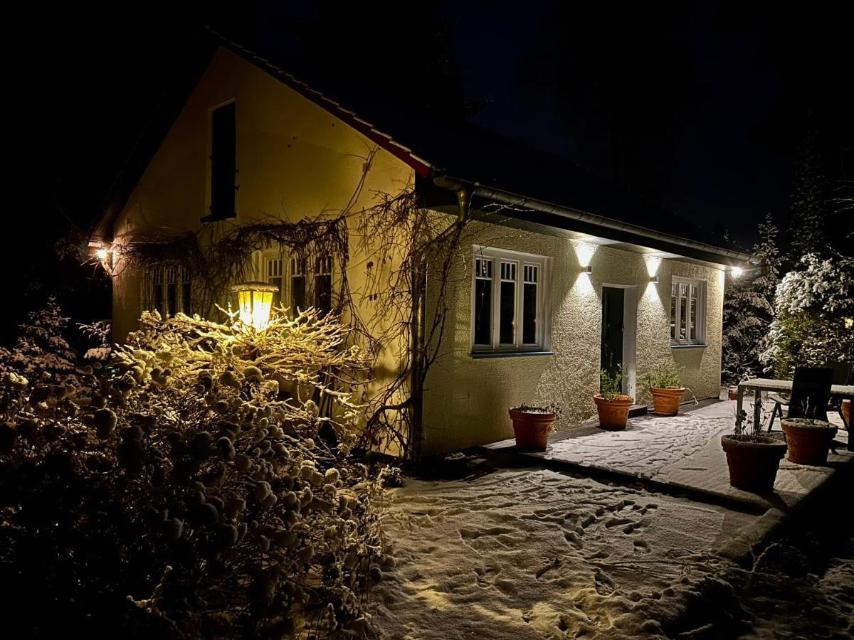 Ferienhaus Im Gruenen Mit Kamin Oranienburg Esterno foto